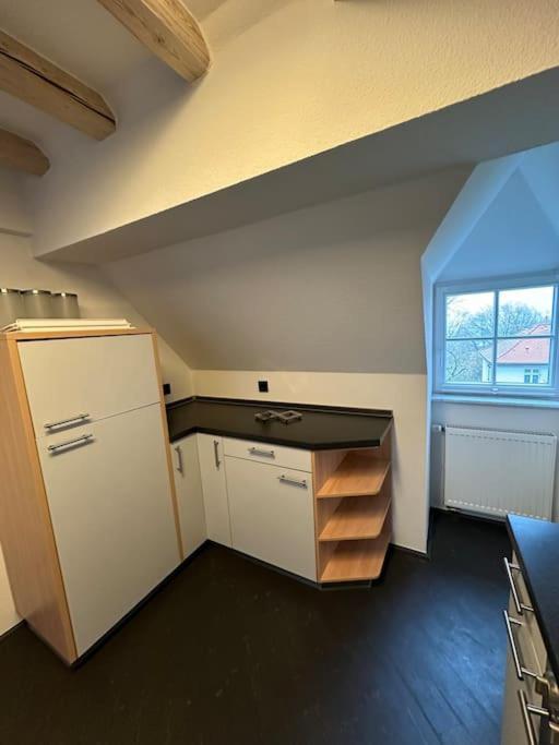Panorama Penthouse In Wunderschoener Villa 卡塞尔 外观 照片